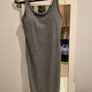 Vuori Halo Essential Dress